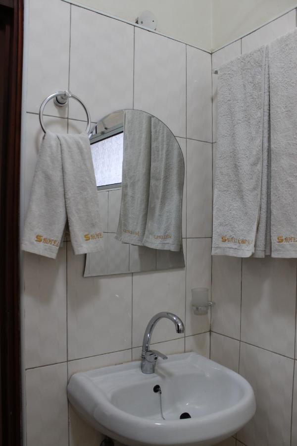 Ss Hotel Kampala Ngoại thất bức ảnh