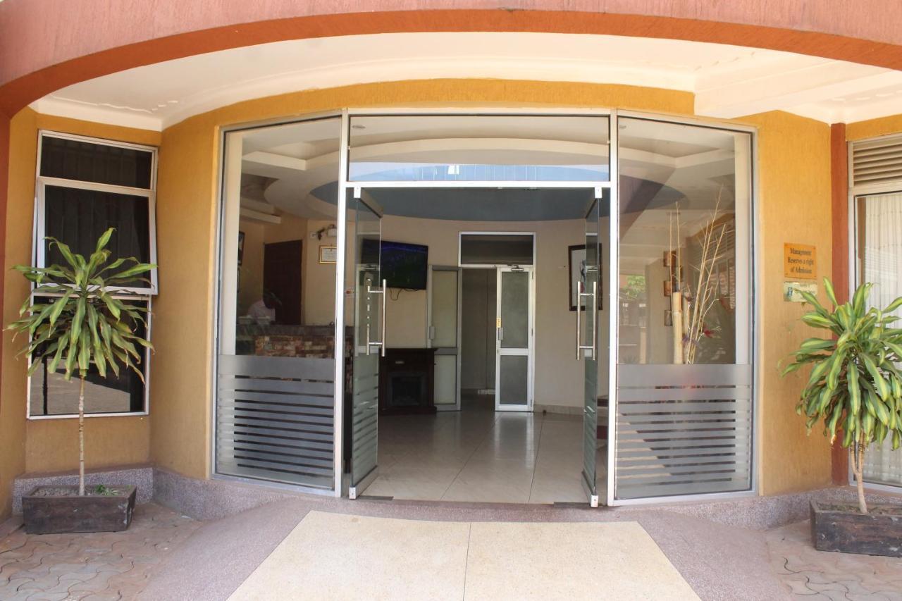 Ss Hotel Kampala Ngoại thất bức ảnh