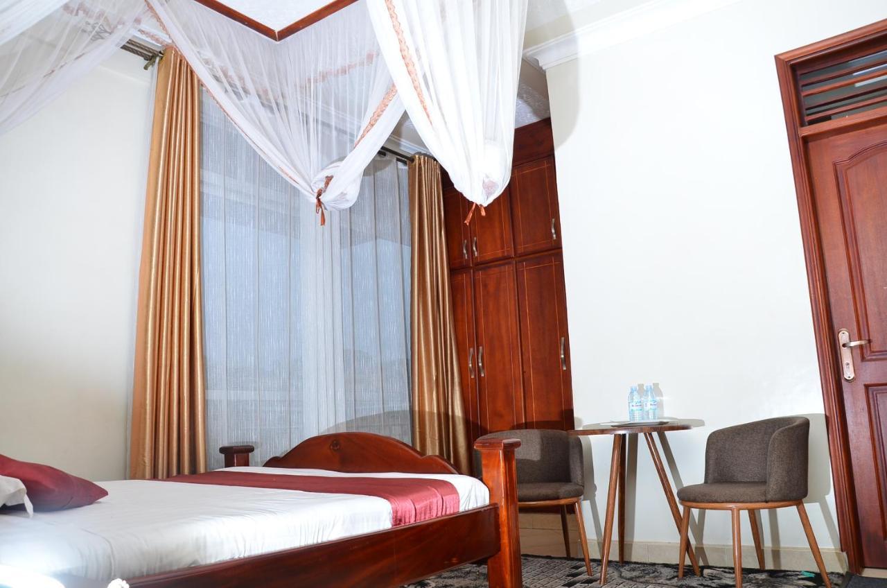Ss Hotel Kampala Ngoại thất bức ảnh
