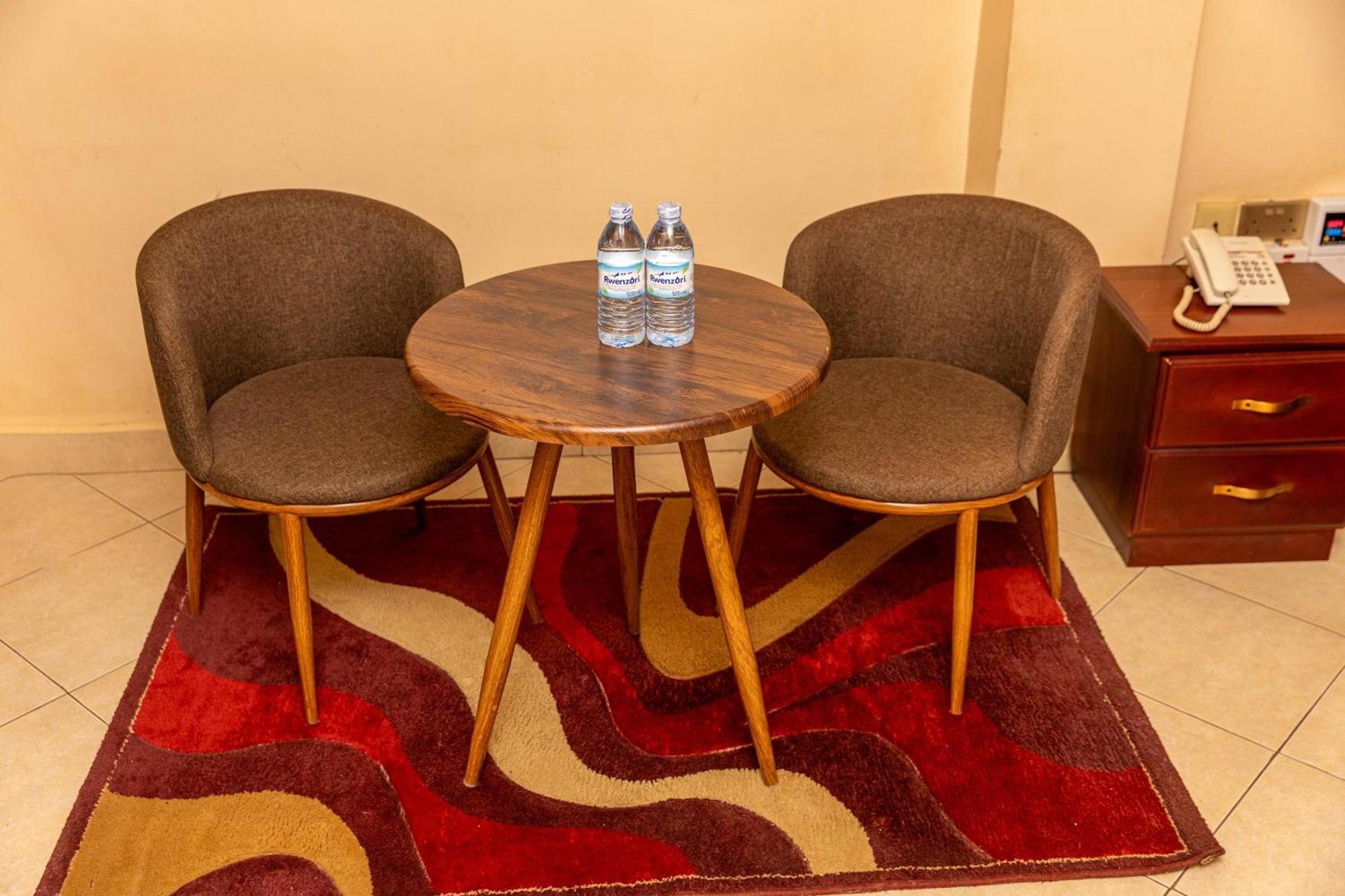 Ss Hotel Kampala Ngoại thất bức ảnh